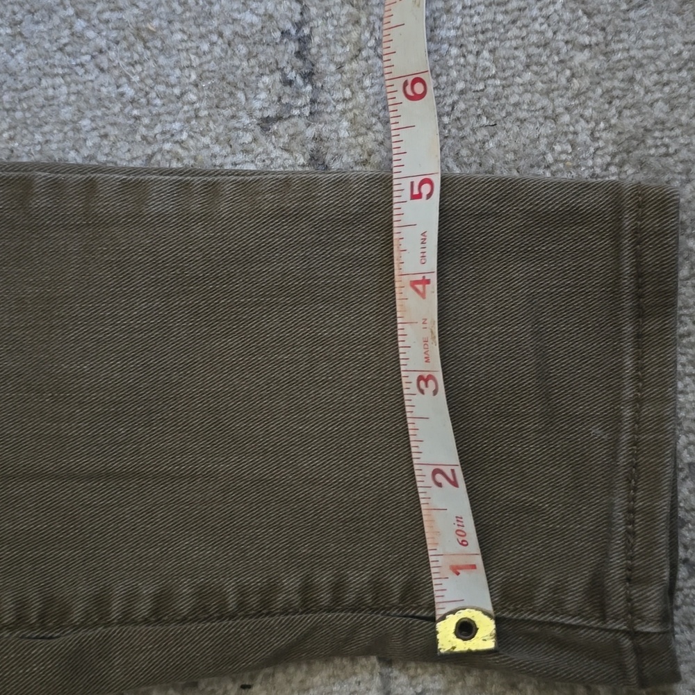 Levi's skinny Jeans size 29, olive color pre-owned - Picture 12 of 12